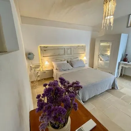 Lamia Paretone Apartment *